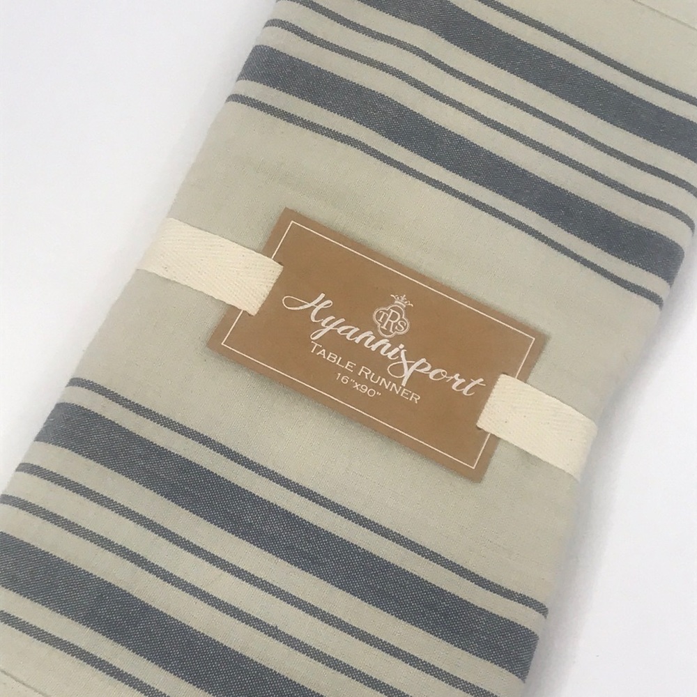 Royal Standard Hyanni Sport Navy/Oat Table Runner!